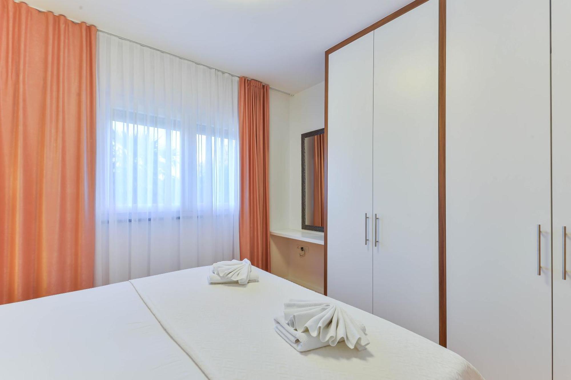 Apartments Laura 1 Privlaka  Εξωτερικό φωτογραφία