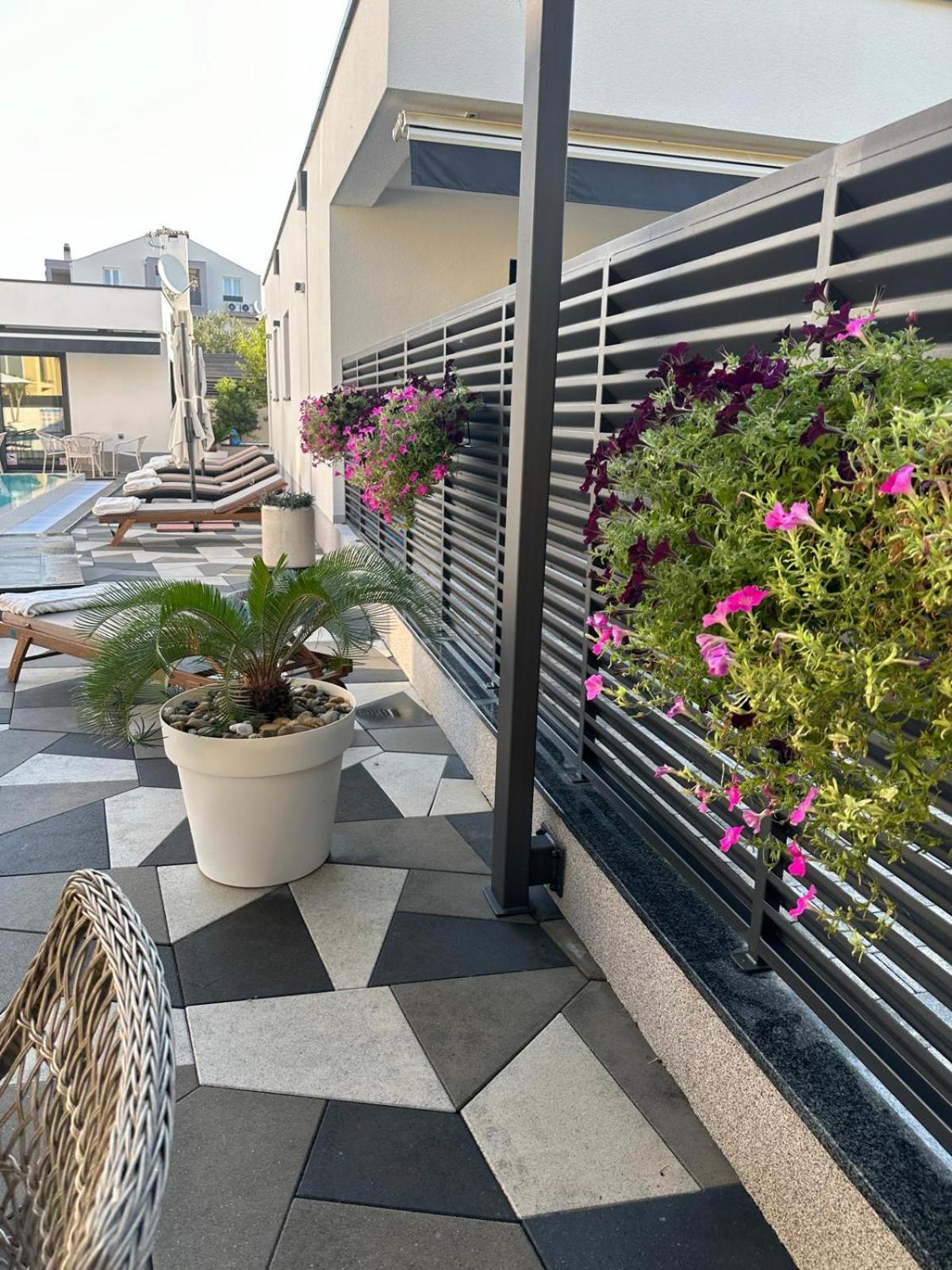 Apartments Laura 1 Privlaka  Εξωτερικό φωτογραφία