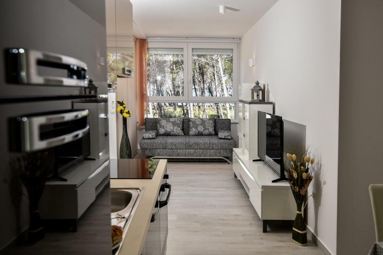 Apartments Laura 1 Privlaka  Εξωτερικό φωτογραφία